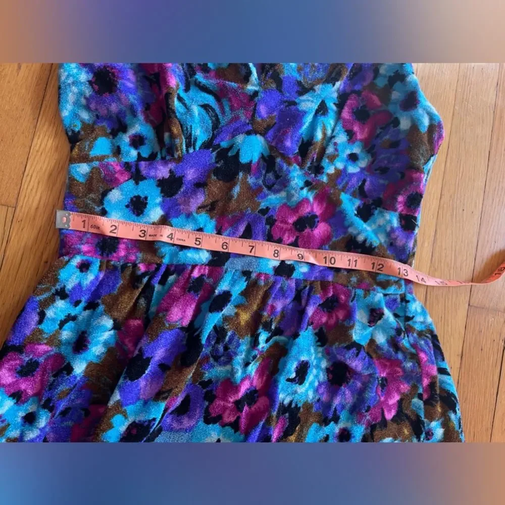 70s Vintage Blue Floral Fuzzy Bright Floral Terry Cloth Dress - Picture 4 of 6